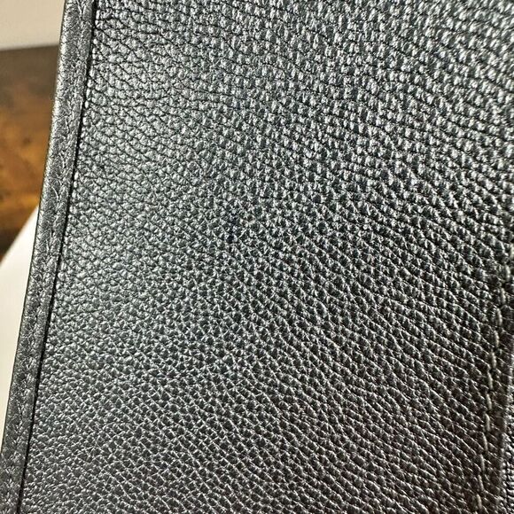 Chanel CC Leather Notebook Holder Silver - Picture 12 of 16